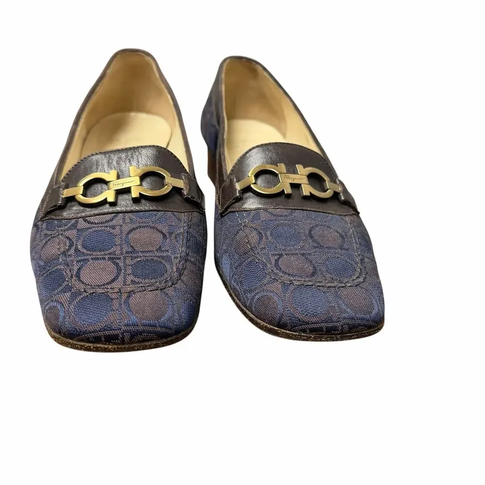 Vintage Salvatore Ferragamo Brown Navy Gancini Block Heel Loafer Womens Size 7.5